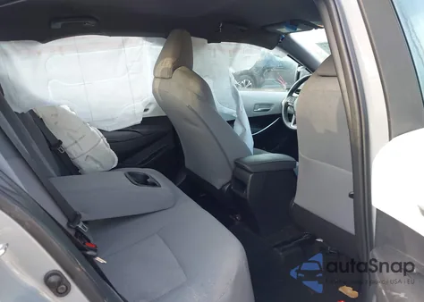 2021 Toyota Corolla Se Apex Edition z USA, uszkodzony, nr VIN 5YFS4MCE9MP069633